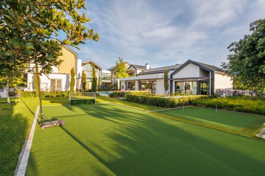 7 Bedroom Property for Sale in Val De Vie Estate Western Cape